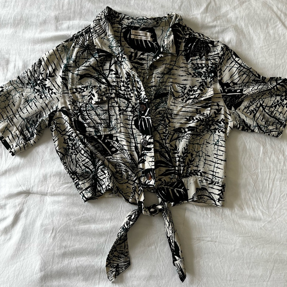 NWOT Urban Outfitters Tropical Print Shirt
